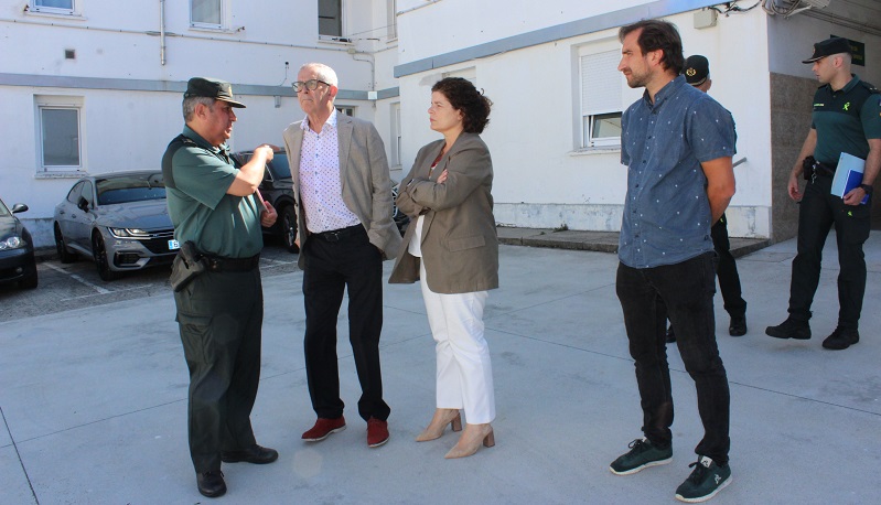 Visita ao cuartel da Garda Civil