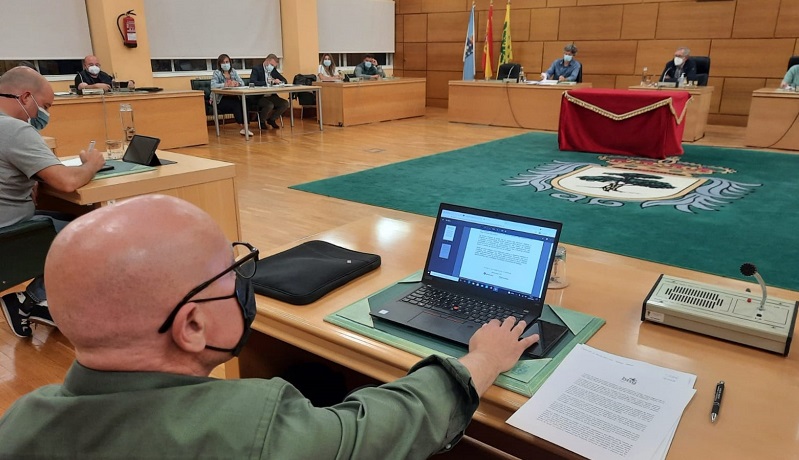 O voceiro do BNG e o concelleiro do PP Rubn Lorenzo polemizaron sobre a sanidade